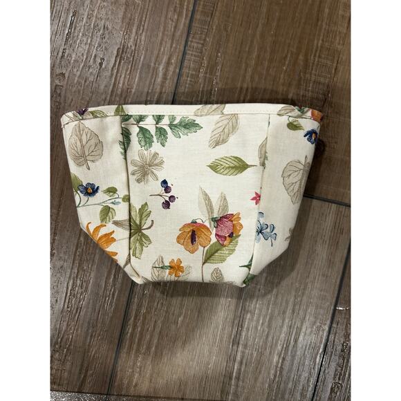 Longaberger Teaspoon Basket Liner Botanical Fields fabric Over the Edge NEW - Picture 1 of 1